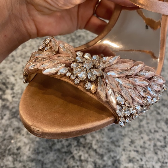 Badgley Mischka jeweled wedding heels - Picture 5 of 8